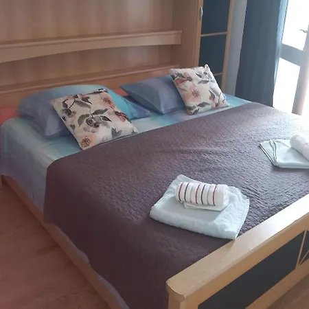 Apartment Mate 1 Am By Interhome *